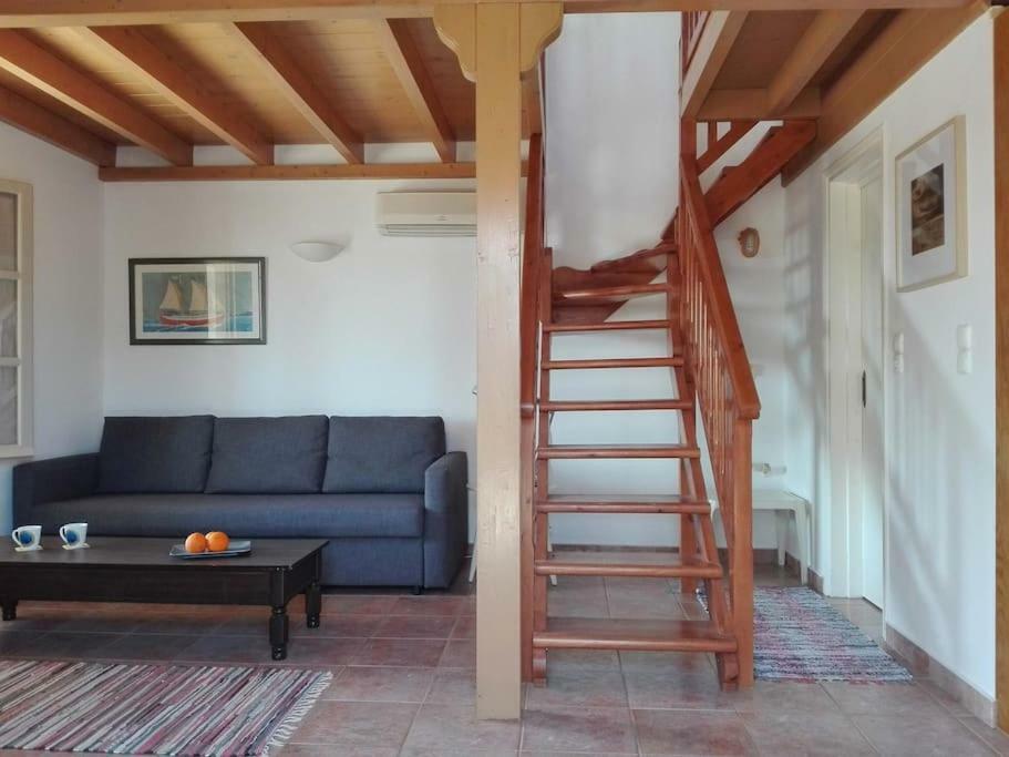 Villa Sunny House With Amazing View For 4+2 Persons Pláka Esterno foto