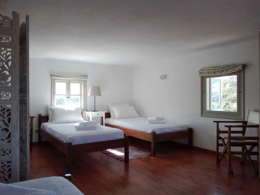 Villa Sunny House With Amazing View For 4+2 Persons Pláka Esterno foto