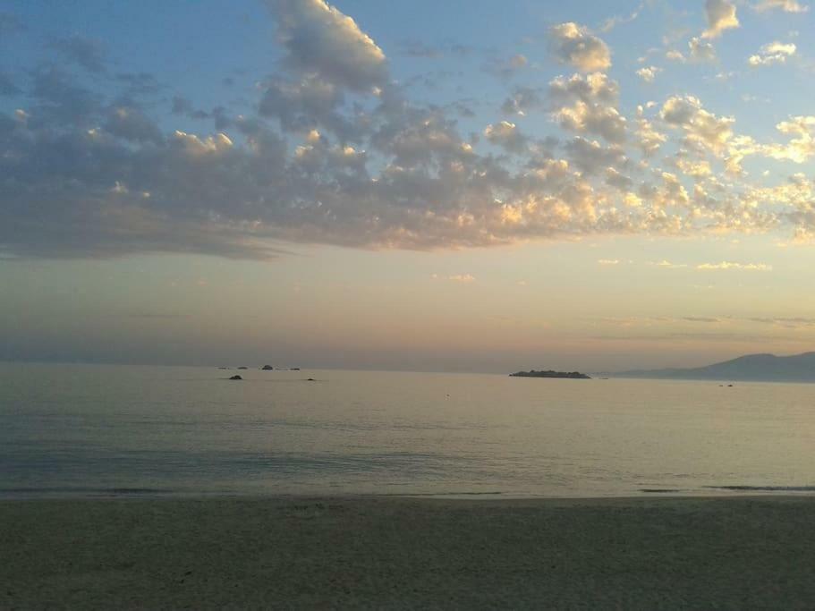 Villa Sunny House With Amazing View For 4+2 Persons Pláka Esterno foto